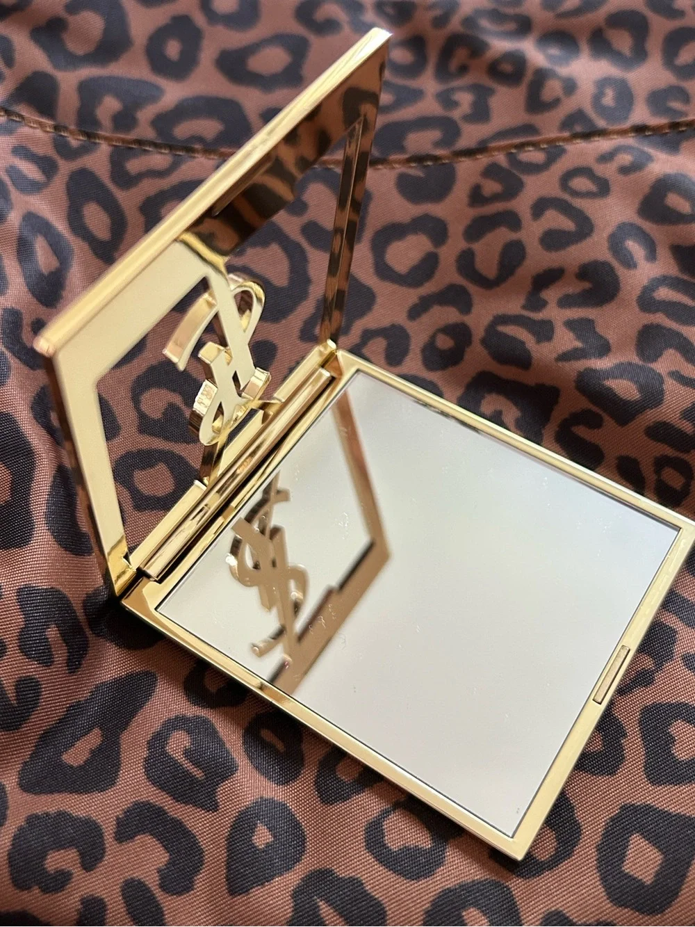 Ysl beauty compact mirror